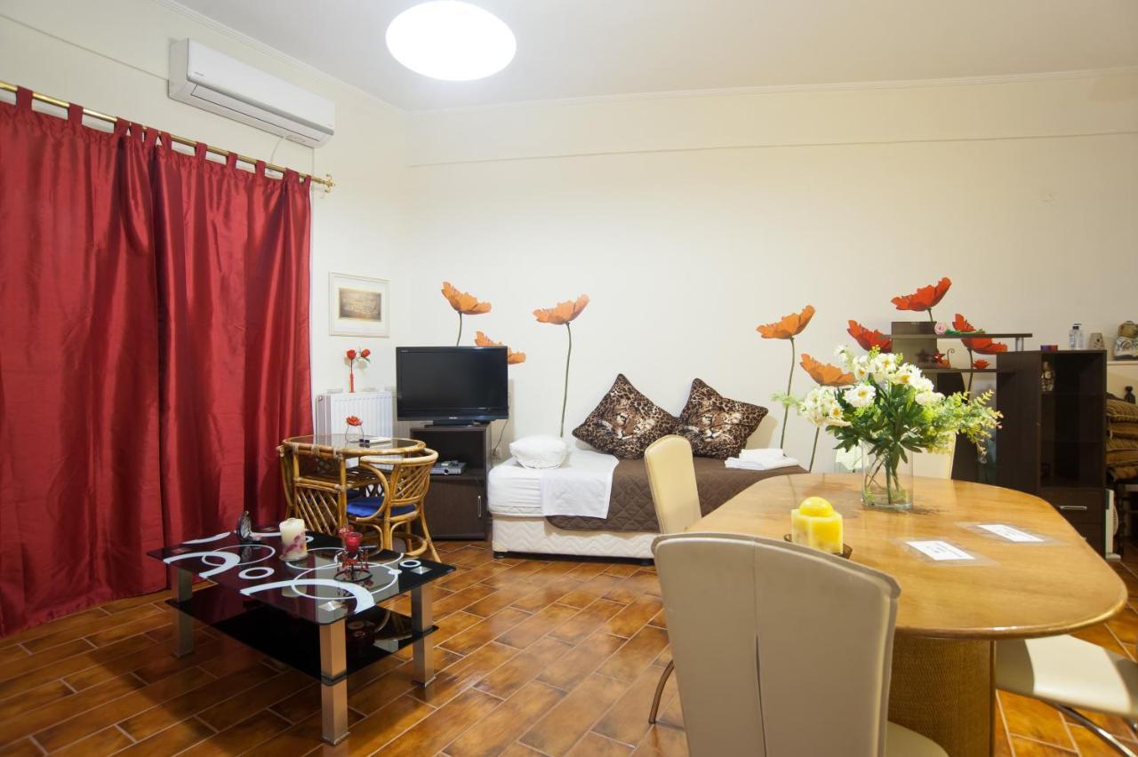 Athina Apartment Delfos Exterior foto