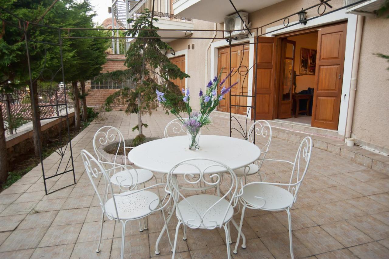 Athina Apartment Delfos Exterior foto