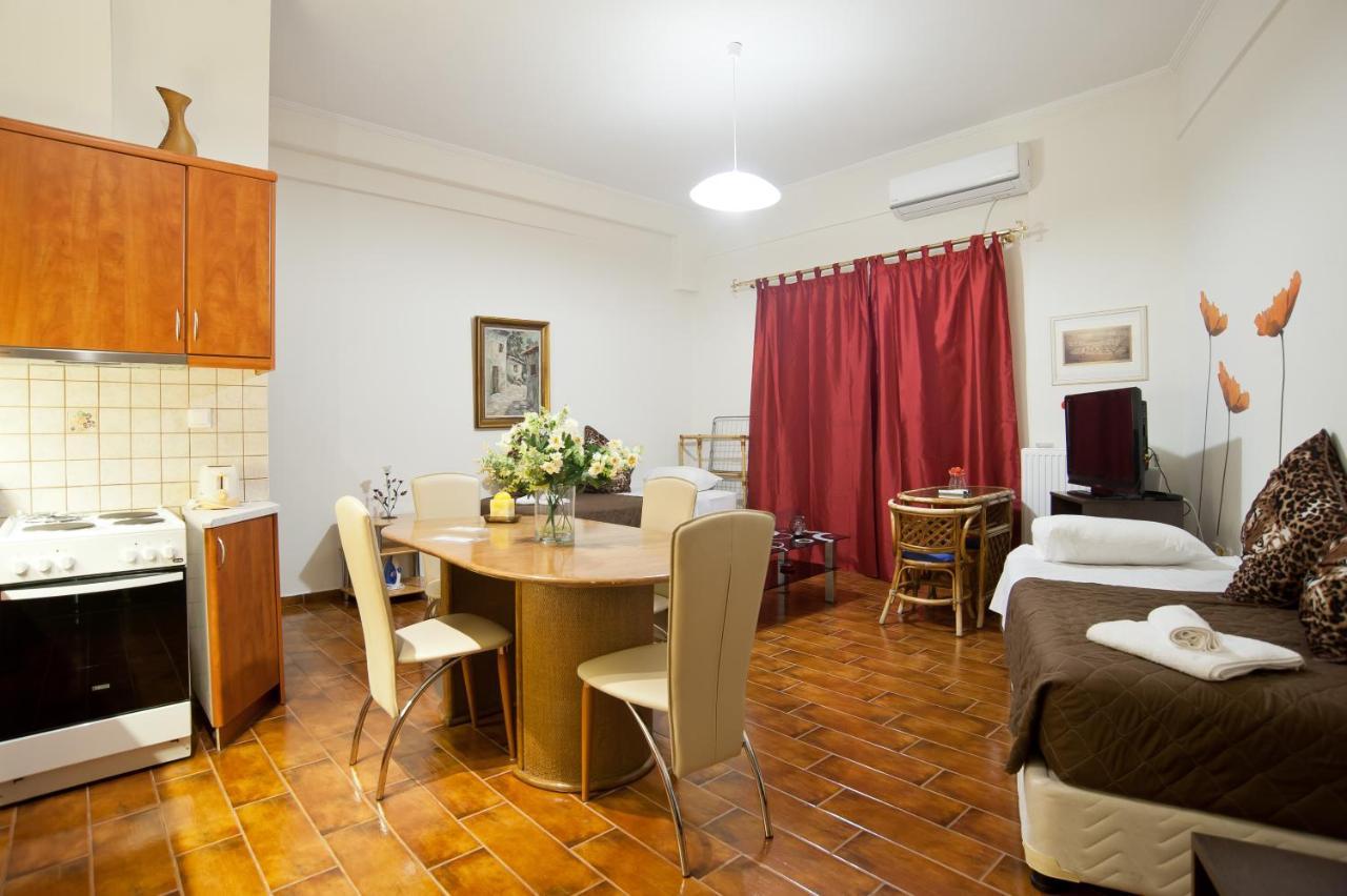 Athina Apartment Delfos Exterior foto